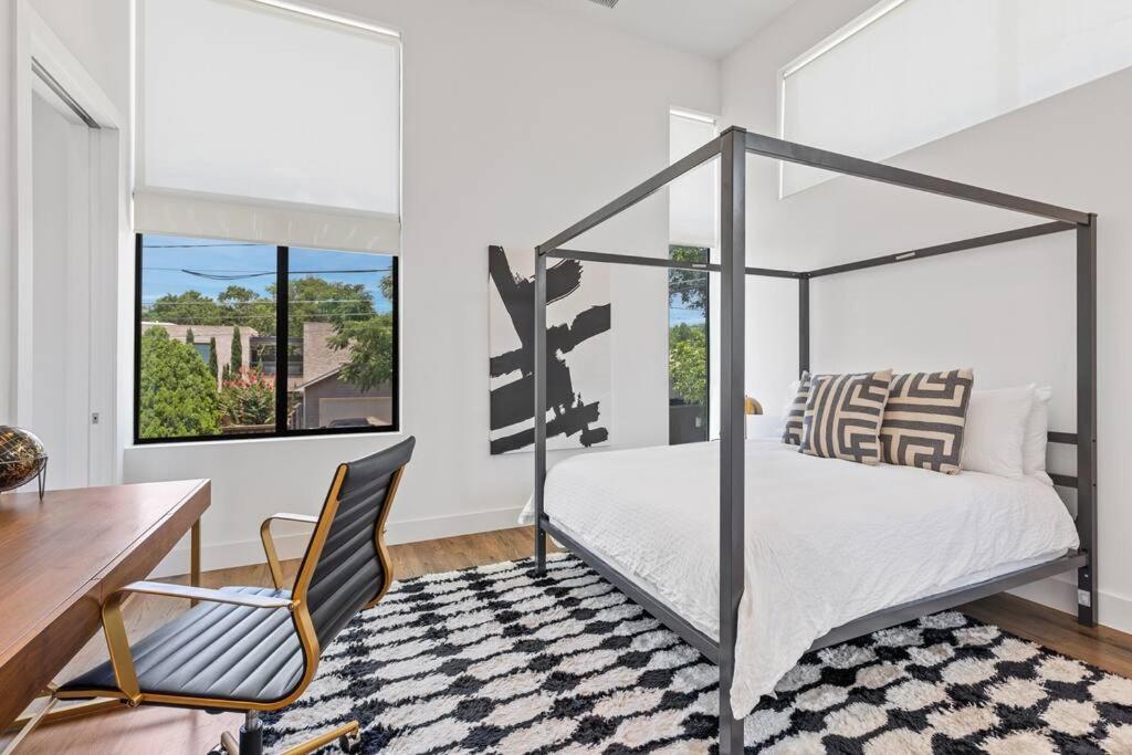 Beautiful Perfectly Located Luxury 2 Bed Townhome ダラス エクステリア 写真
